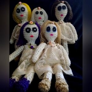 Connie's Crafting Creepy Cute Dolls